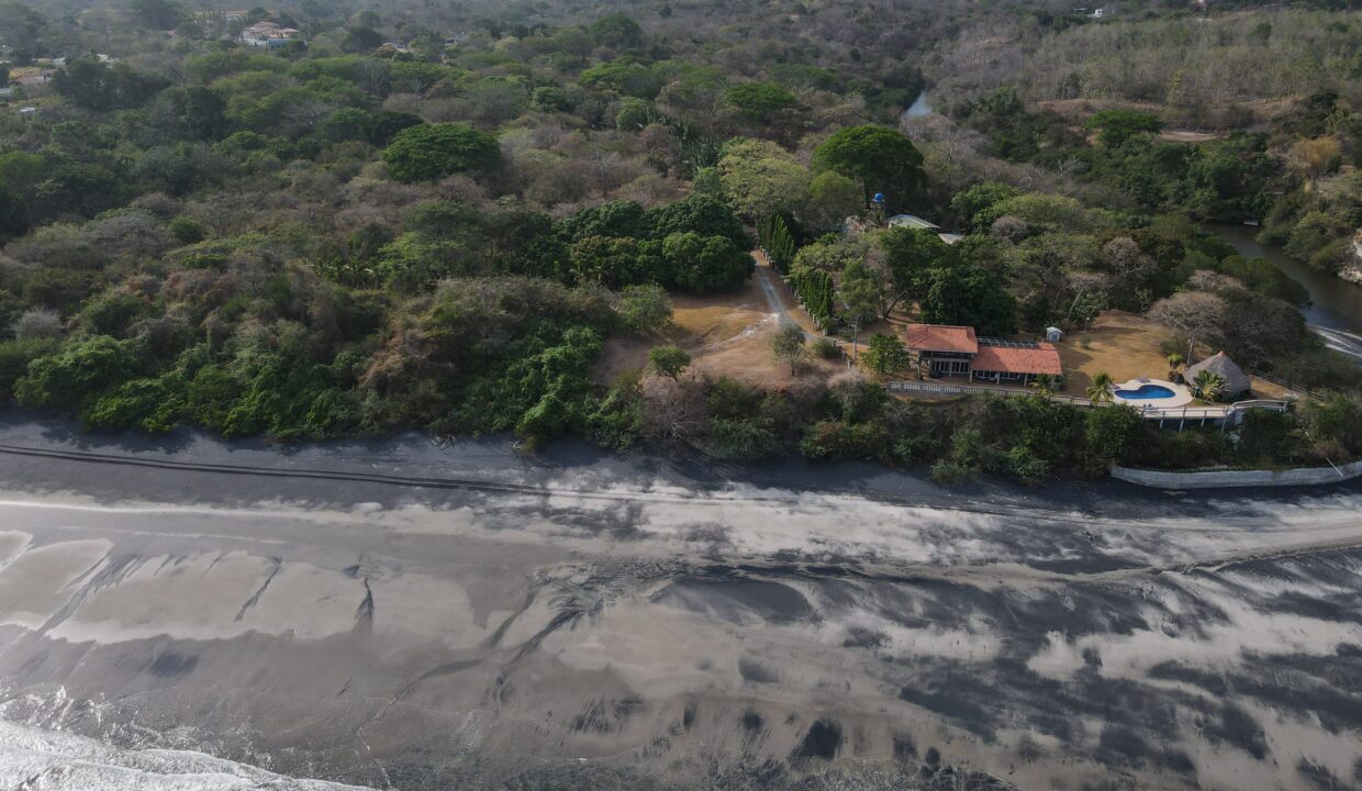 Oceanfront lot for sale in Costa Esmeralda Panama