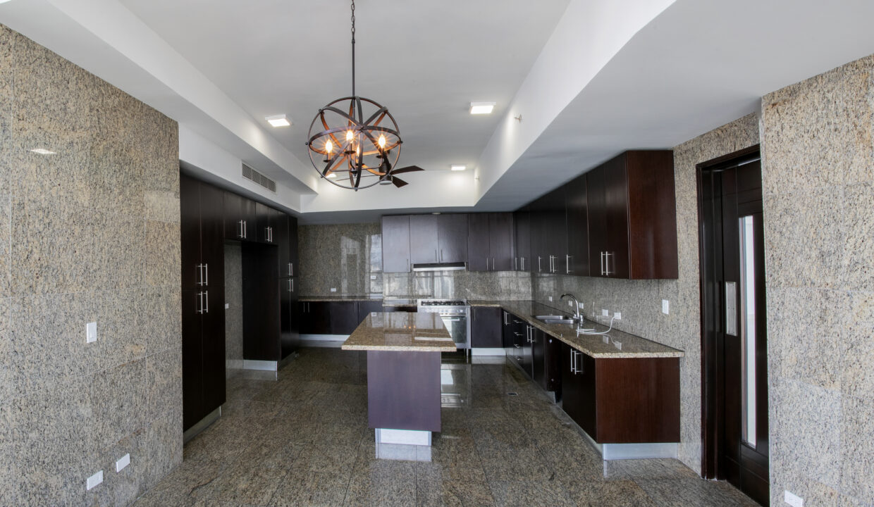 The Point Punta Paitilla Panama condo for sale