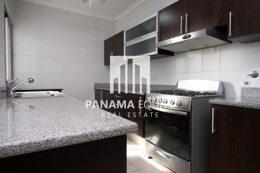 San Francisco Furnished Apartment With Stunning Views - Panama Equity