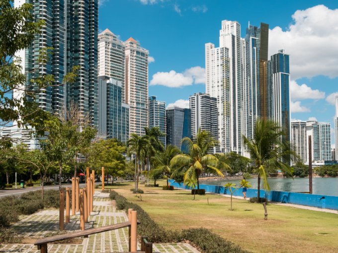 Public,Park,And,Skyline,At,Coast,Promenade,In,Panama,City