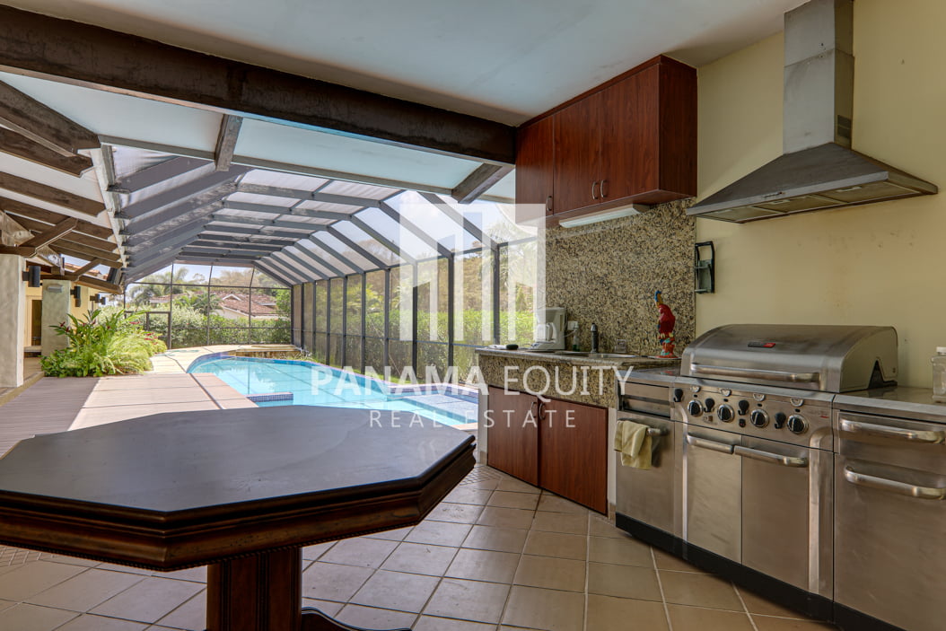 tucan panama house for sale7