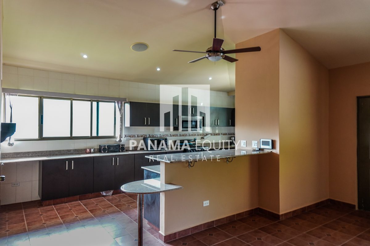Spacious One-Story Family Home For Sale in Altos del Maria - Panama Equity