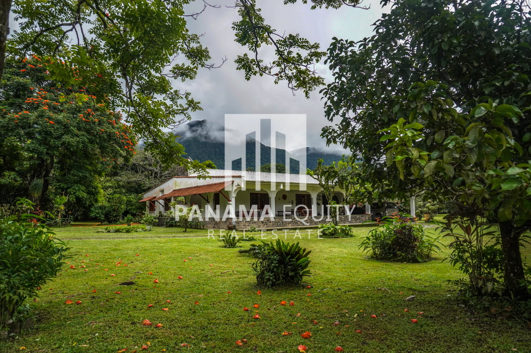 Land House for Sale in El Valle 19