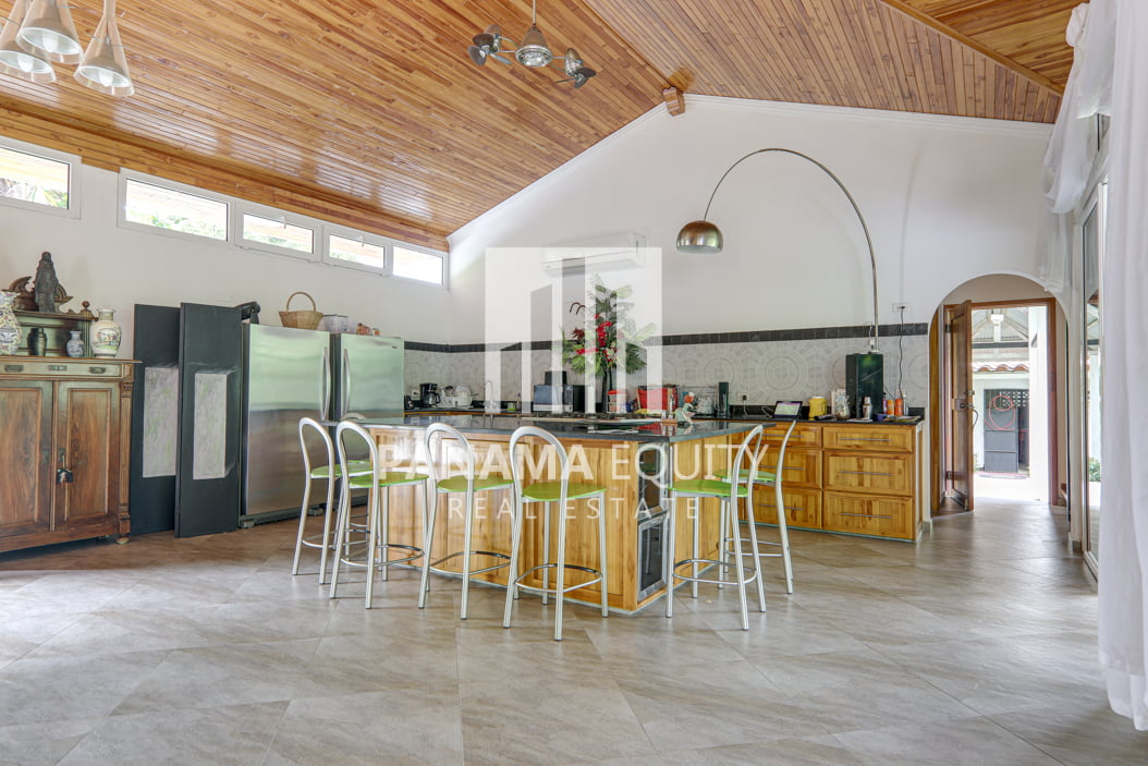 coronado panama beach house for sale22