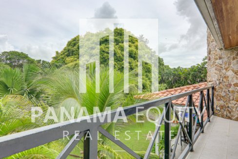 coronado panama beach house for sale35