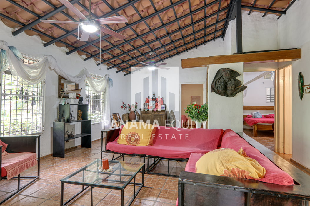 coronado panama beach house for sale42