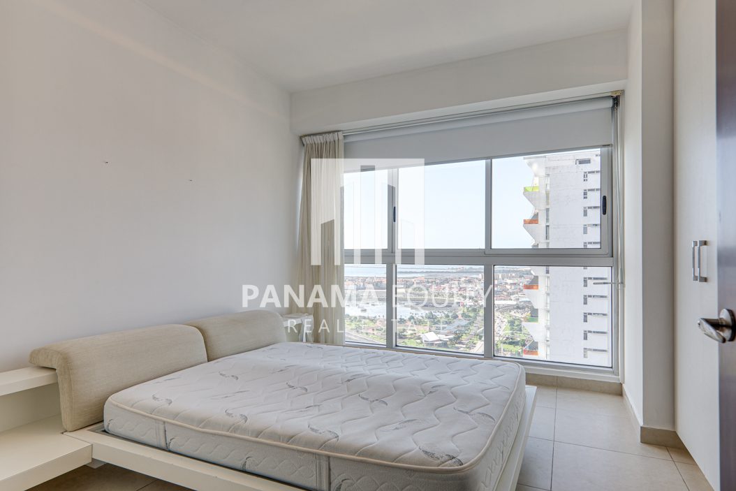 Beautiful Two-Bedroom condo for rent in Avenida Balboa(2)