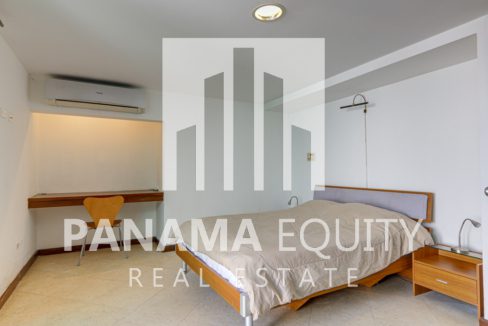 Two bedrooms Penthouse for rent Casco Viejo Panama-010