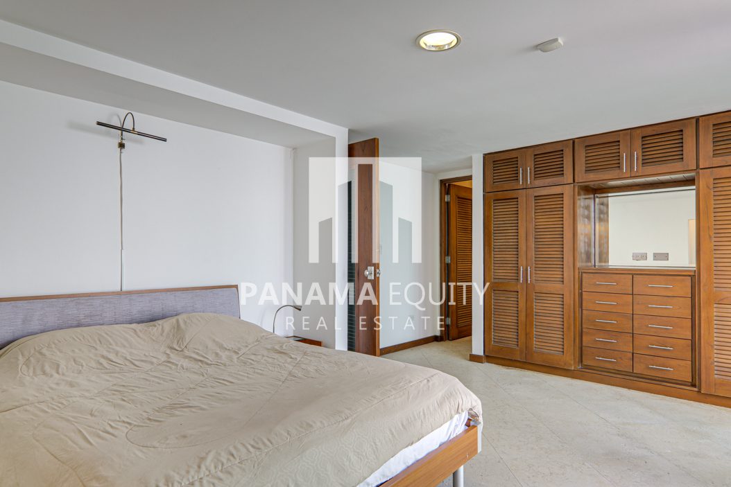 Two bedrooms Penthouse for rent Casco Viejo Panama-011