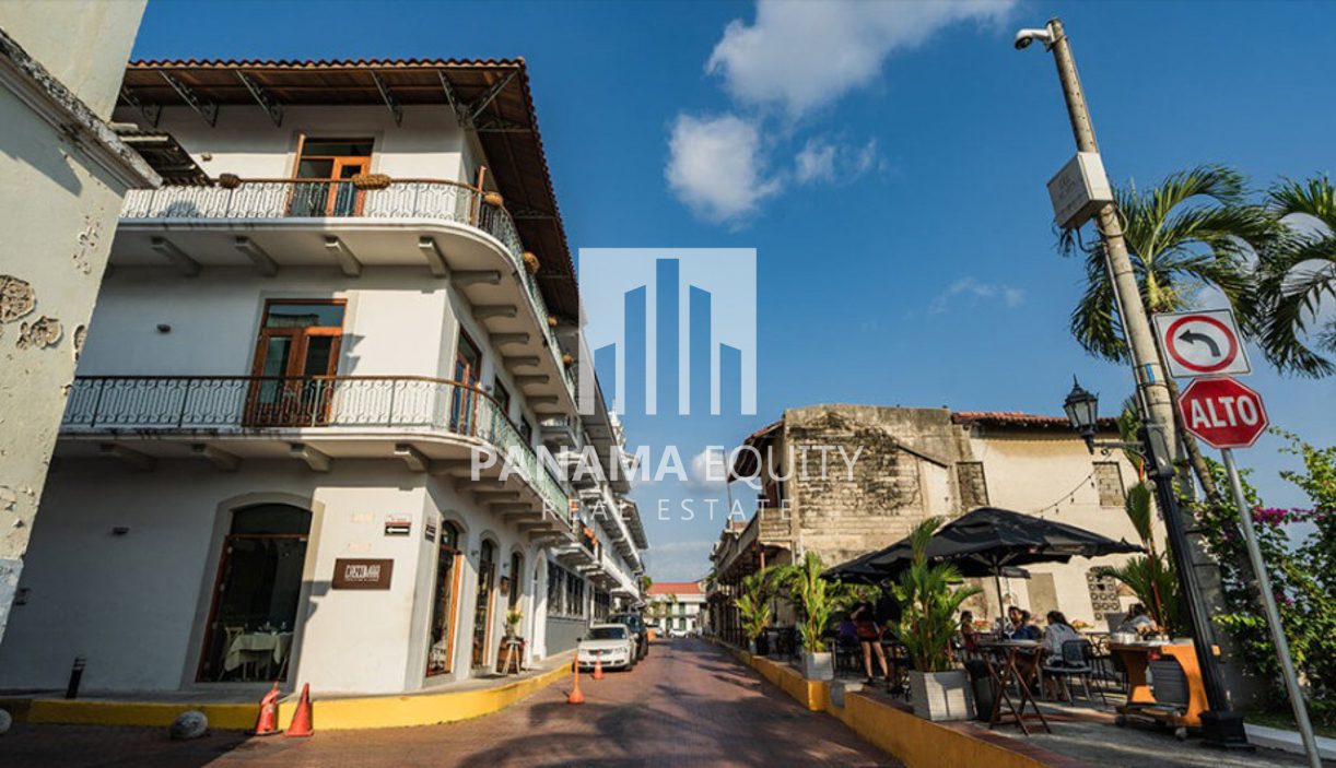 Two bedrooms Penthouse for rent Casco Viejo Panama-020