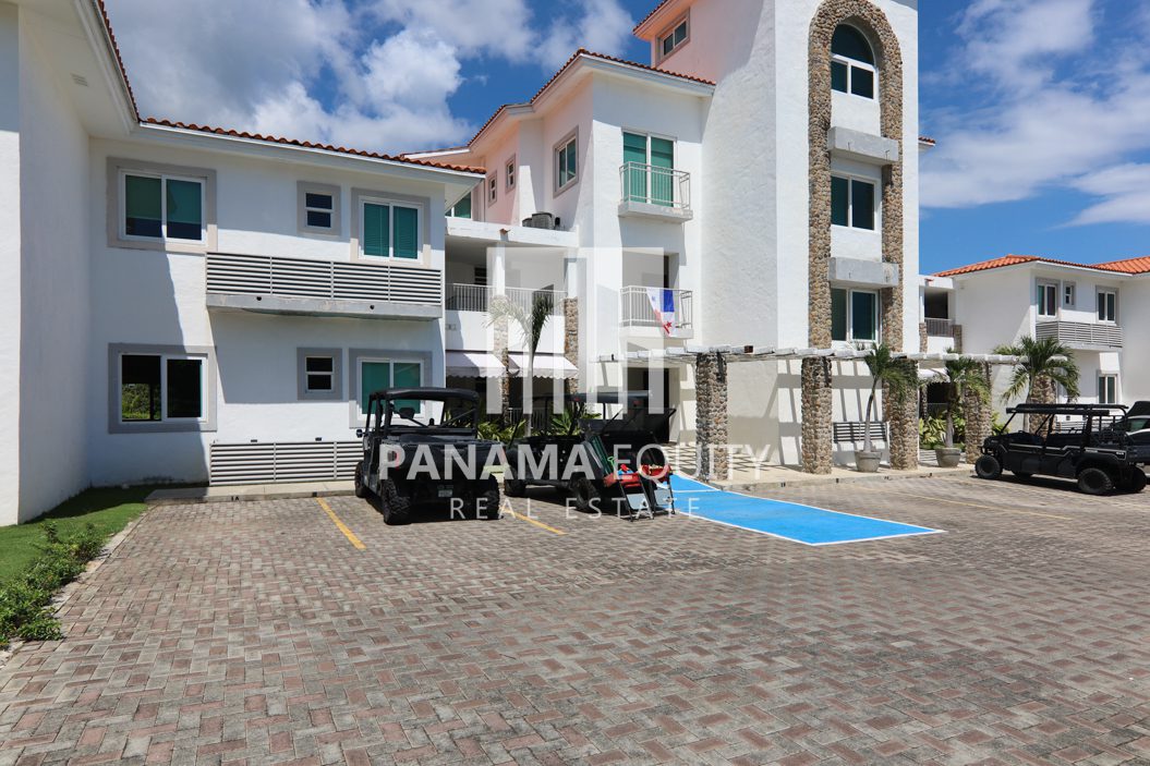 punta barco garden apartments 1c punta barco village panama apartment for sale (29)