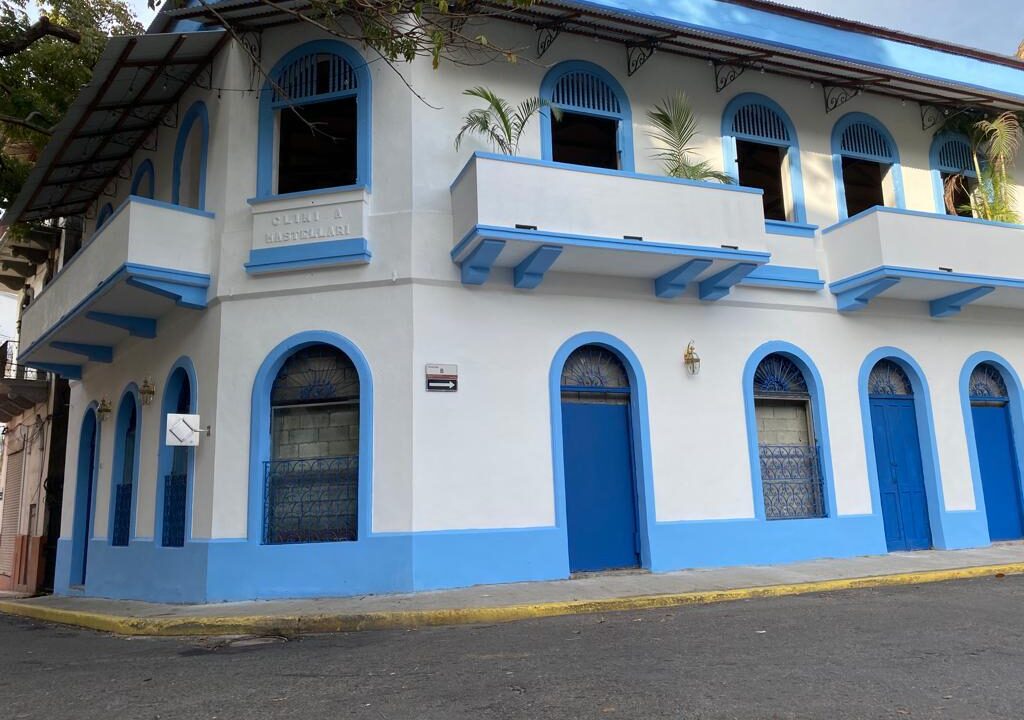 casa natalia san felipe panama commercial building for sale (1)