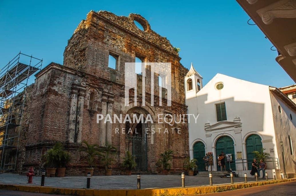 casco viejo panama building for sale3