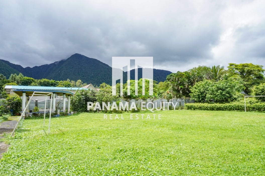 Residential Lot for Sale in El Valle, Panama-2