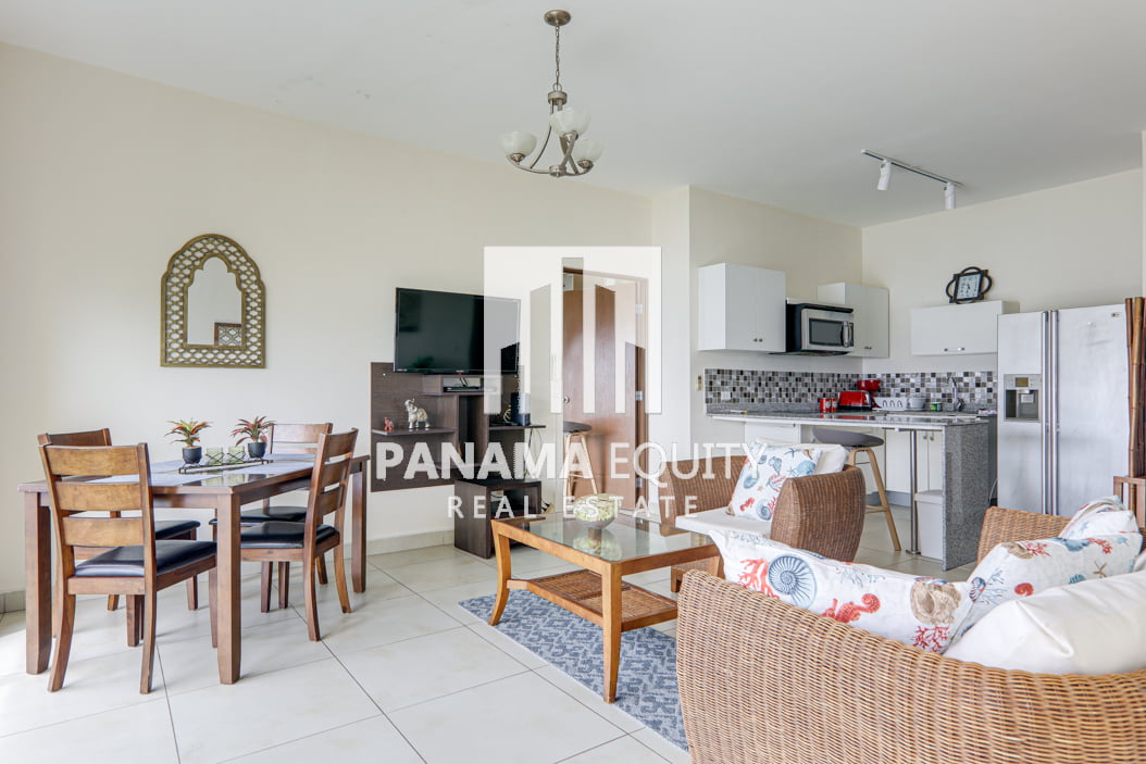 Two bedrooms fully furnished apartment for sale in Causeway Amador(1)