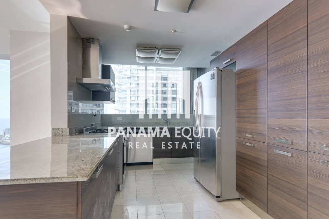 Spacious City Condo for Sale in one of Panama´s Most Popular ...