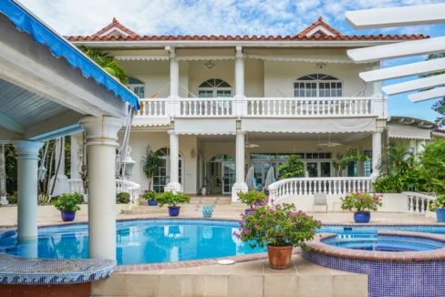 Coronado Golf Panama Home For Sale