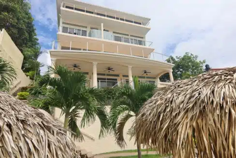 Casa Caracol Playa Corona Panama hotel for sale (1)