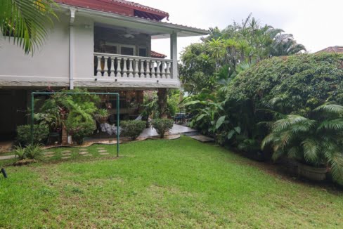 Two-Story Duplex Home for sale in Albrook Panama (22)