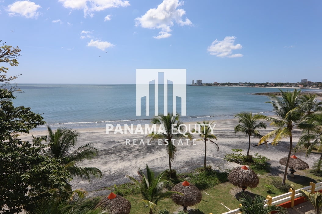 P.H Playa Serena Panama Gorgona condo for sale