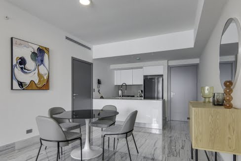 Nuovo Avenida Balboa Panama apartment for rent