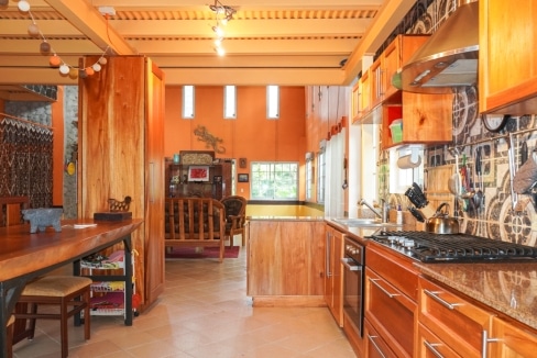 Countryside home for Sale in El Valle