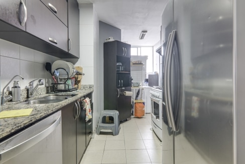 Cozy 3-bedroom apartment for sale in El Cangrejo Panama (14)