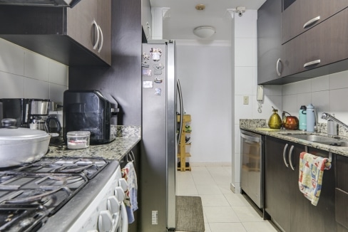 Cozy 3-bedroom apartment for sale in El Cangrejo Panama (15)