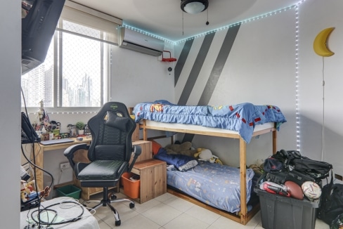 Cozy 3-bedroom apartment for sale in El Cangrejo Panama (4)