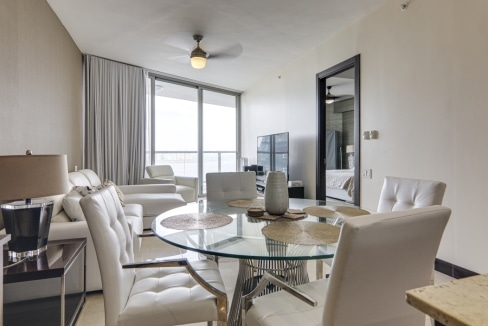 High Floor Luxurious Furnished One Bedroom Apartment in JW Marriott(12)
