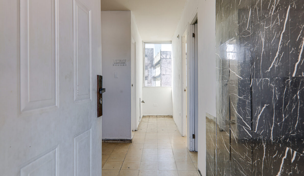 La Ilusion Avenida Central Panama Apartment Building for sale