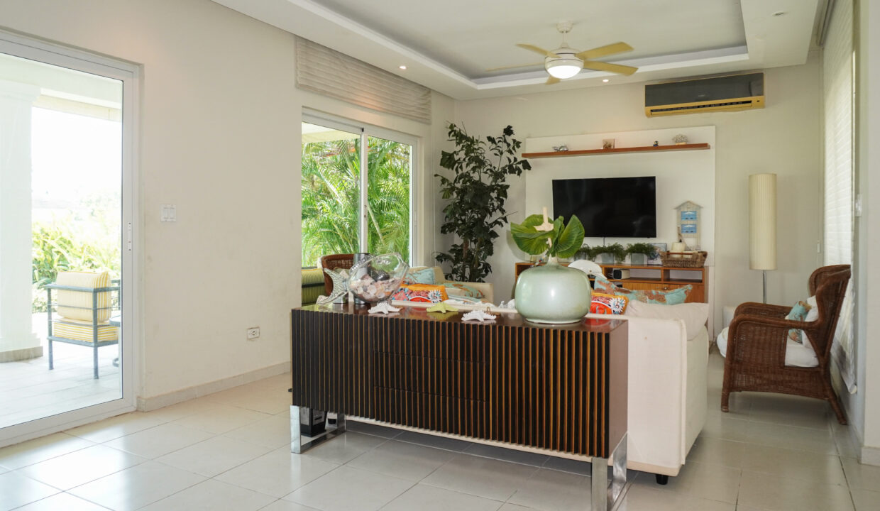 Two-Story Duplex for sale in Bijao Panama