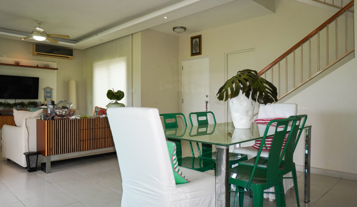 Two-Story Duplex for sale in Bijao Panama