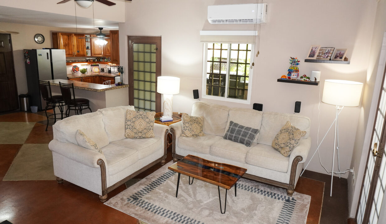 House for sale in Gorgona Panama