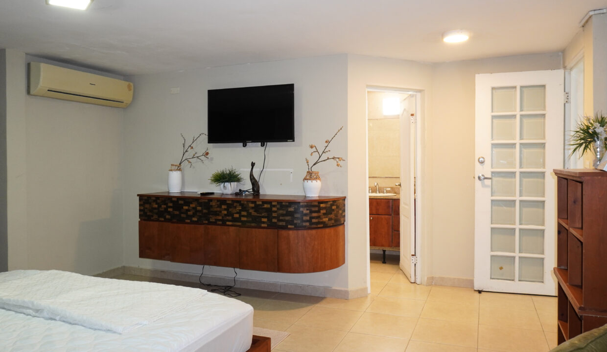 Ground floor condo for sale in Coronado Country Club