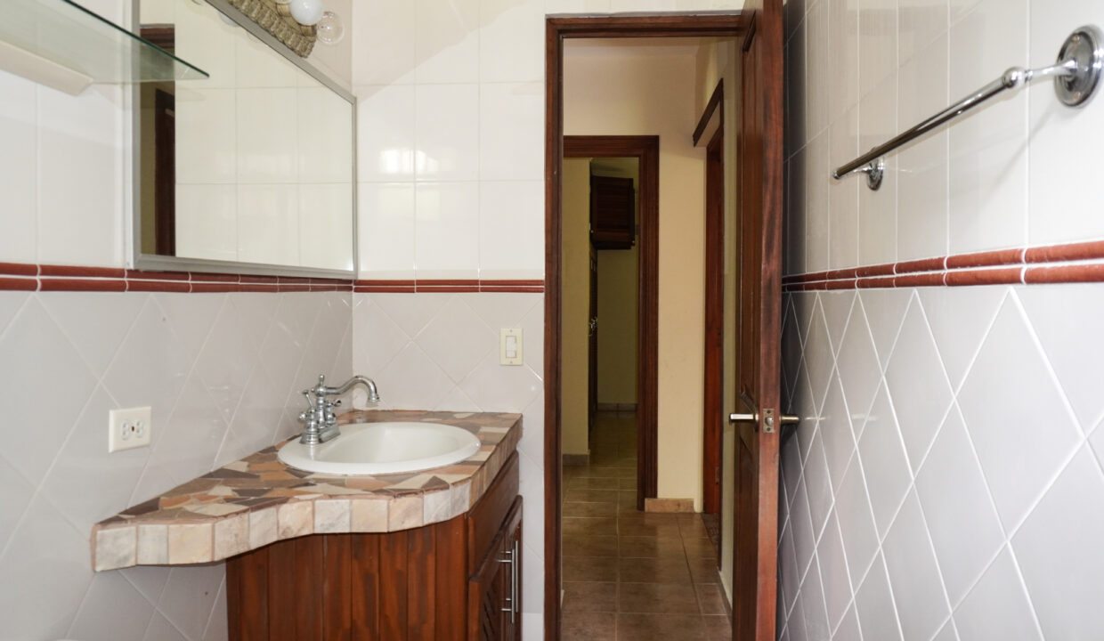 Main Street Fixer-Upper for Sale in El Valle
