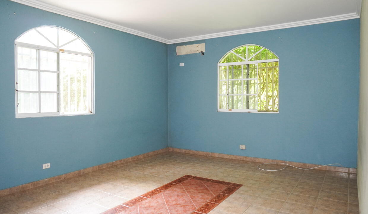 Main Street Fixer-Upper for Sale in El Valle