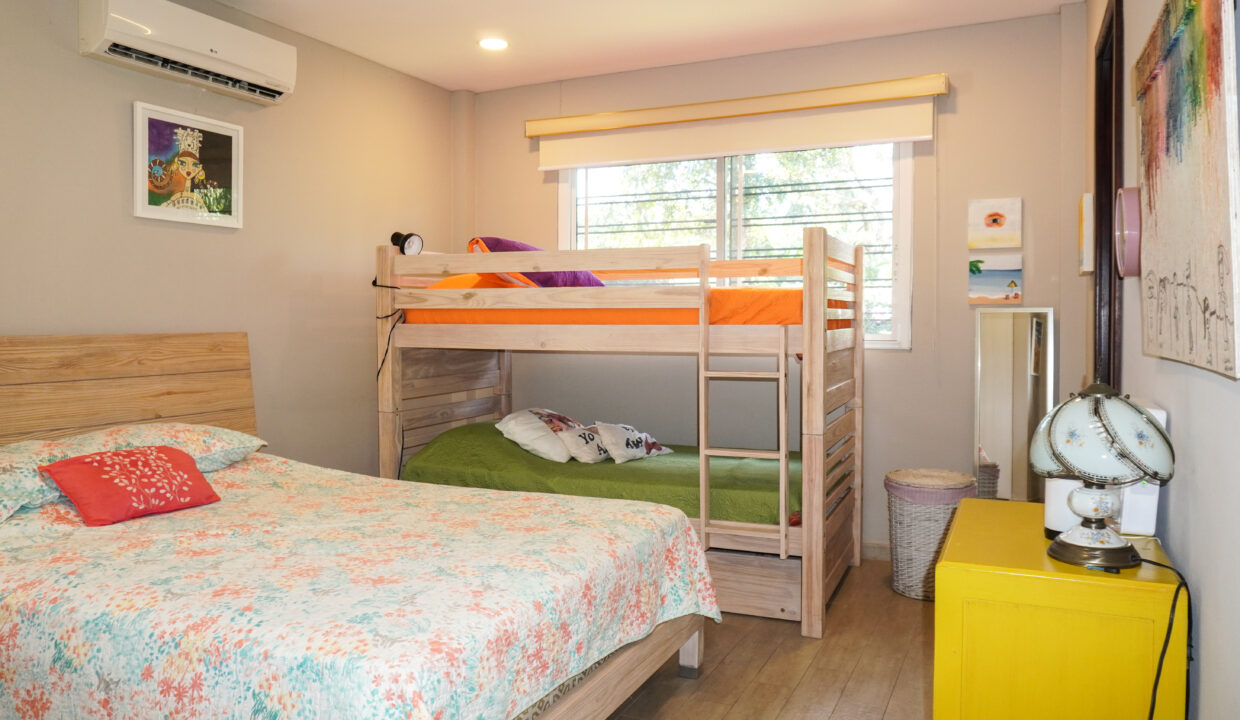 Three Bedroom Home for Sale in El Valle