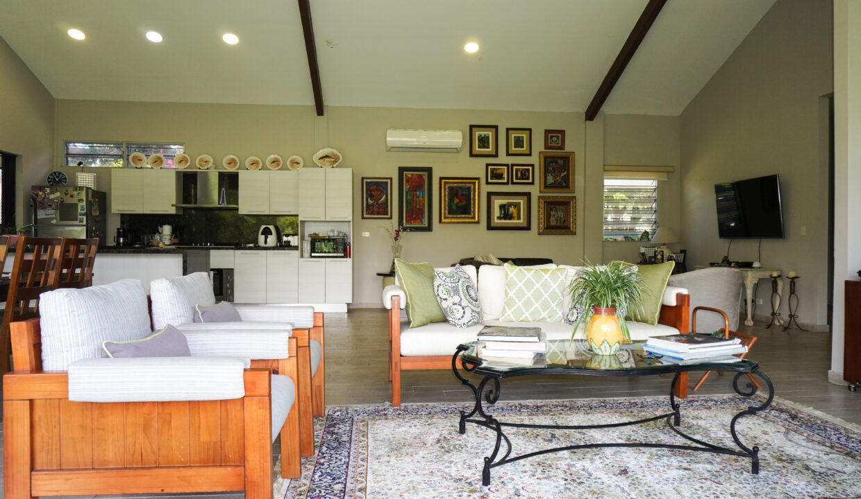 Three Bedroom Home for Sale in El Valle