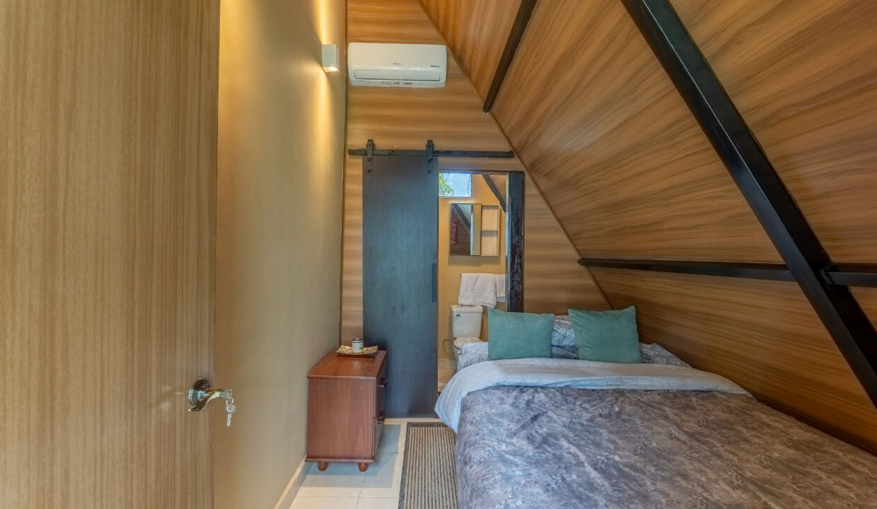 Two-story house for sale in el valle