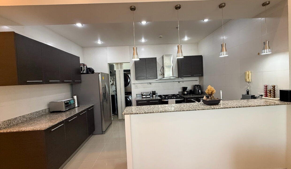 Quadrat San Francisco Panama condo for rent (18)