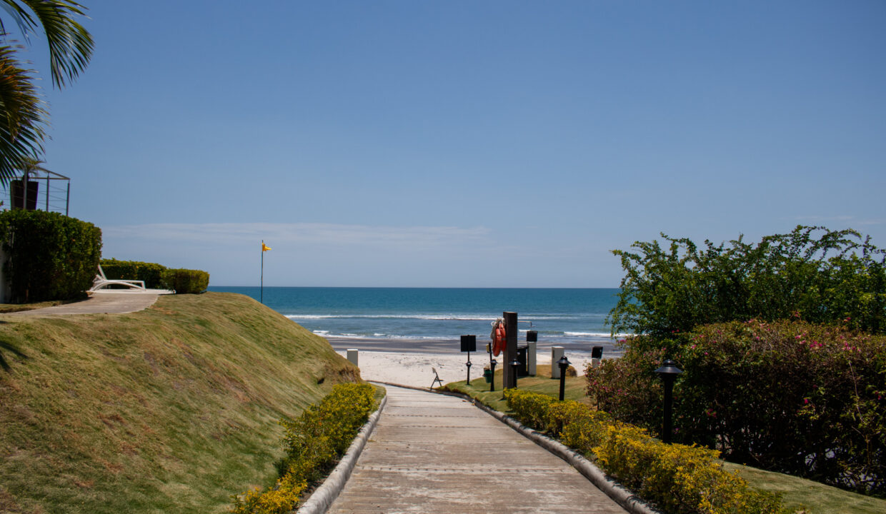 Horizon Tower Rio Mar Panama condo for sale