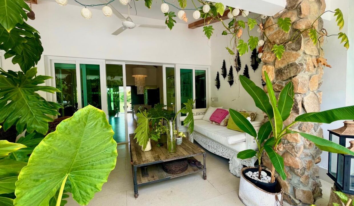 Punta Barco village home for rent