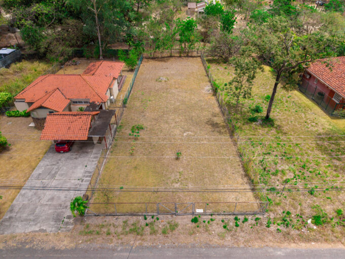 Image of flat lot for sale in Coronado Golf