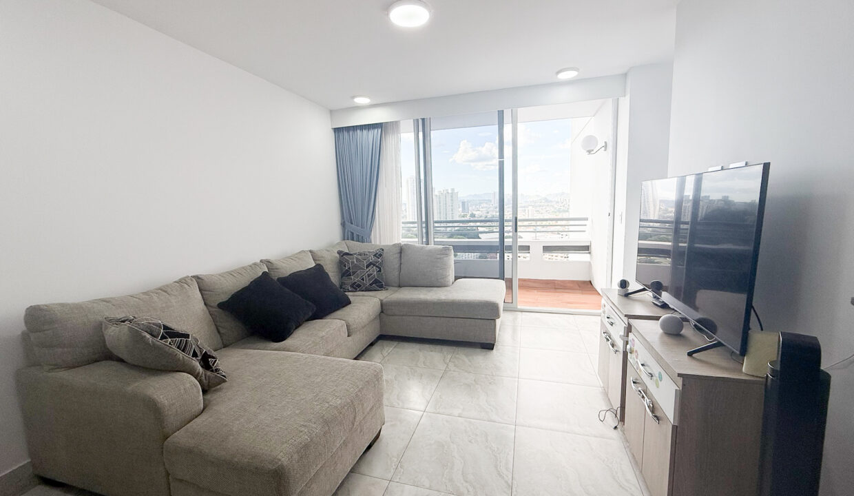 Luxor 400 El Cangrejo Panama condo for sale