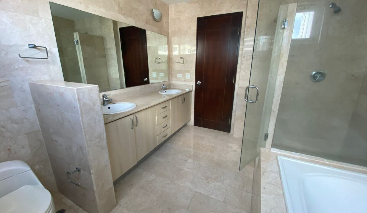 Marabierto Marbella Panama condo for rent (5)