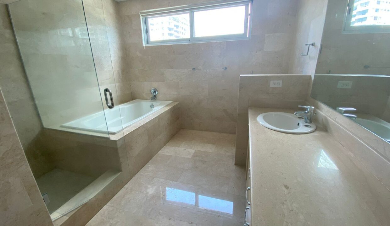 Marabierto Marbella Panama condo for rent (6)