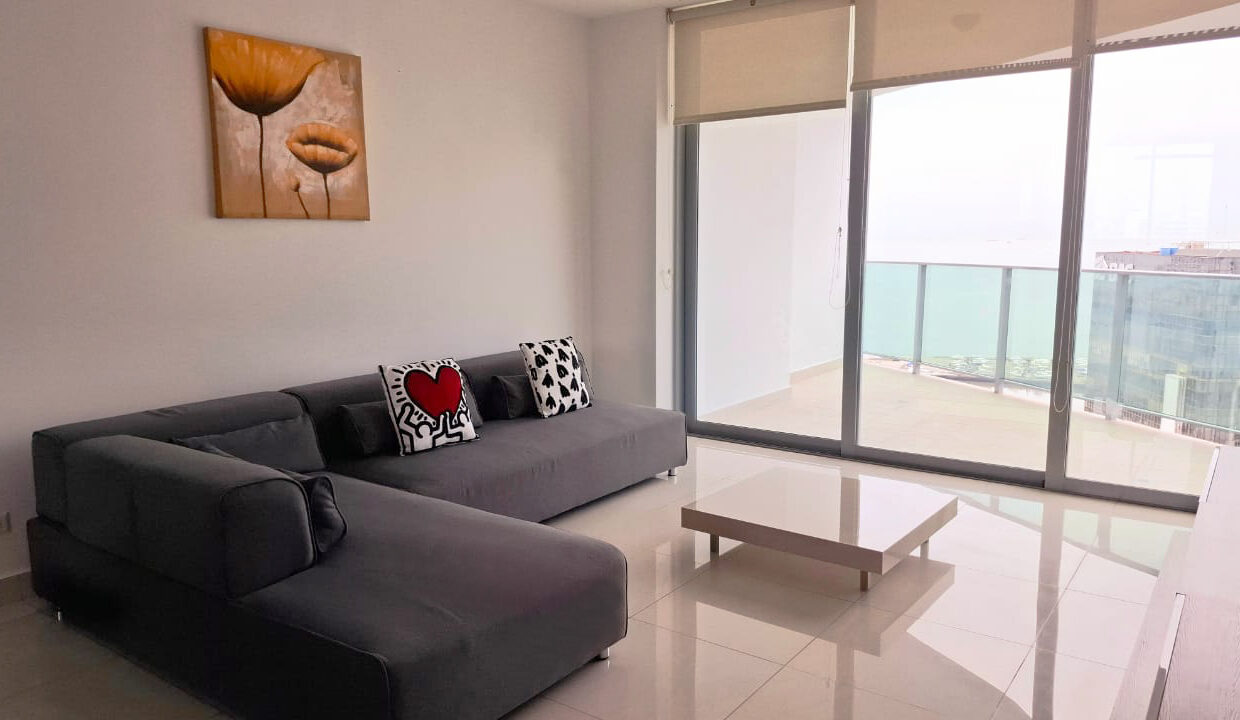 COVER-two-bedroom-condo-for-rent-allure-avenida-balboa-3
