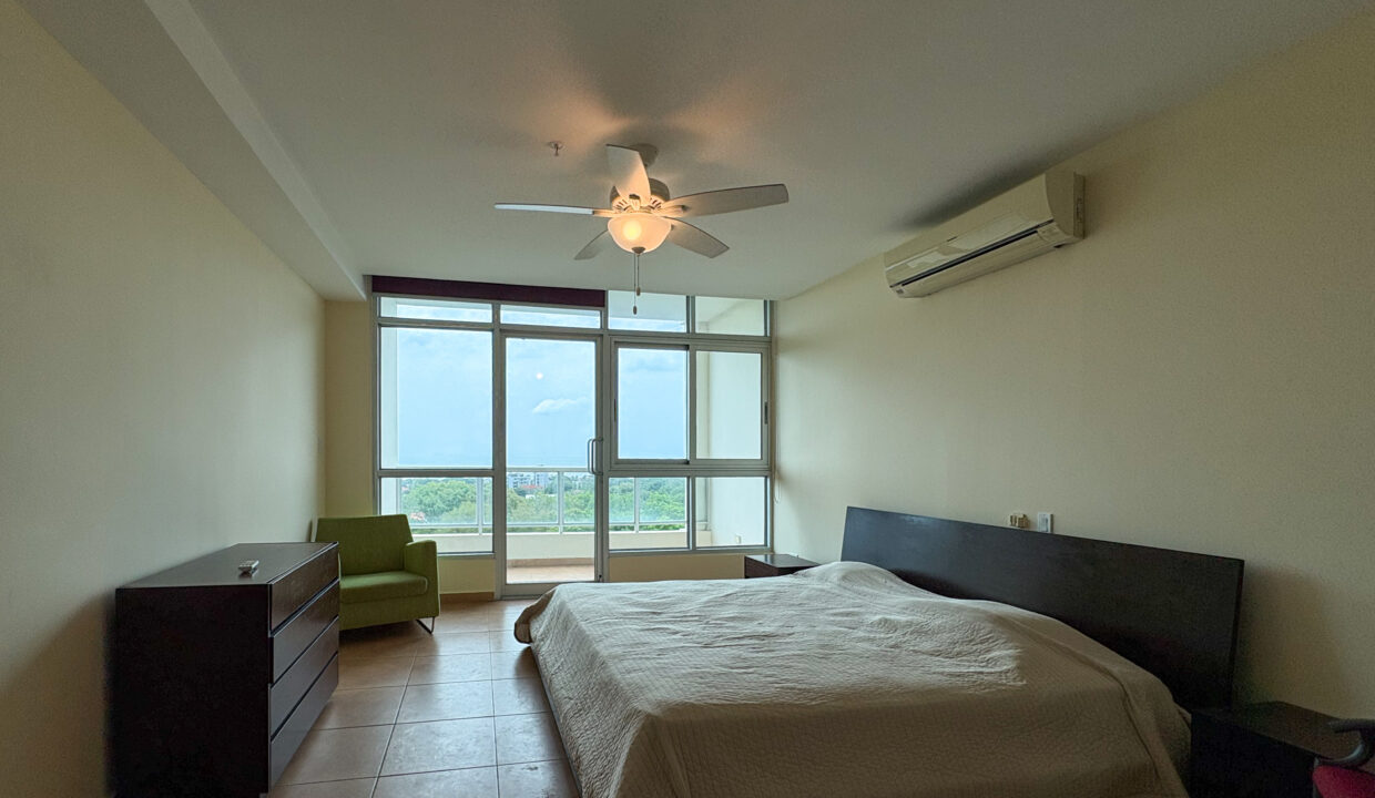 Coronado Golf condo for rent-16