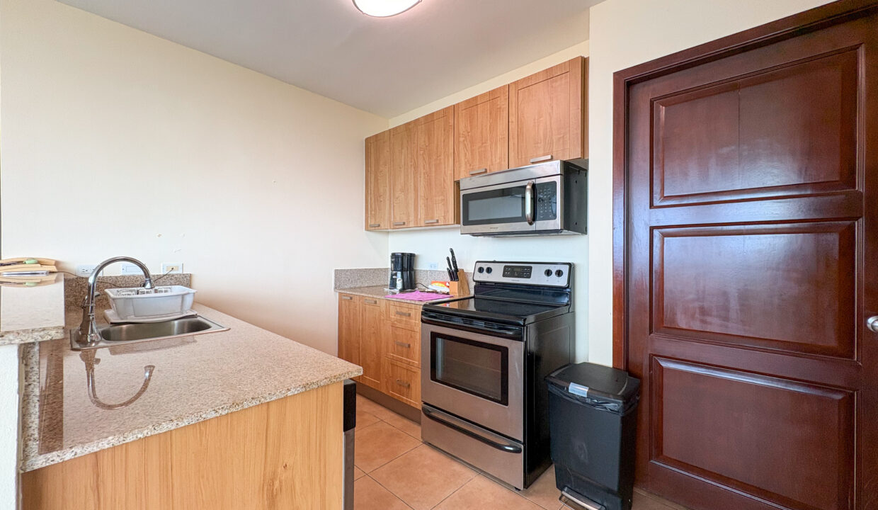 Coronado Golf condo for rent-9